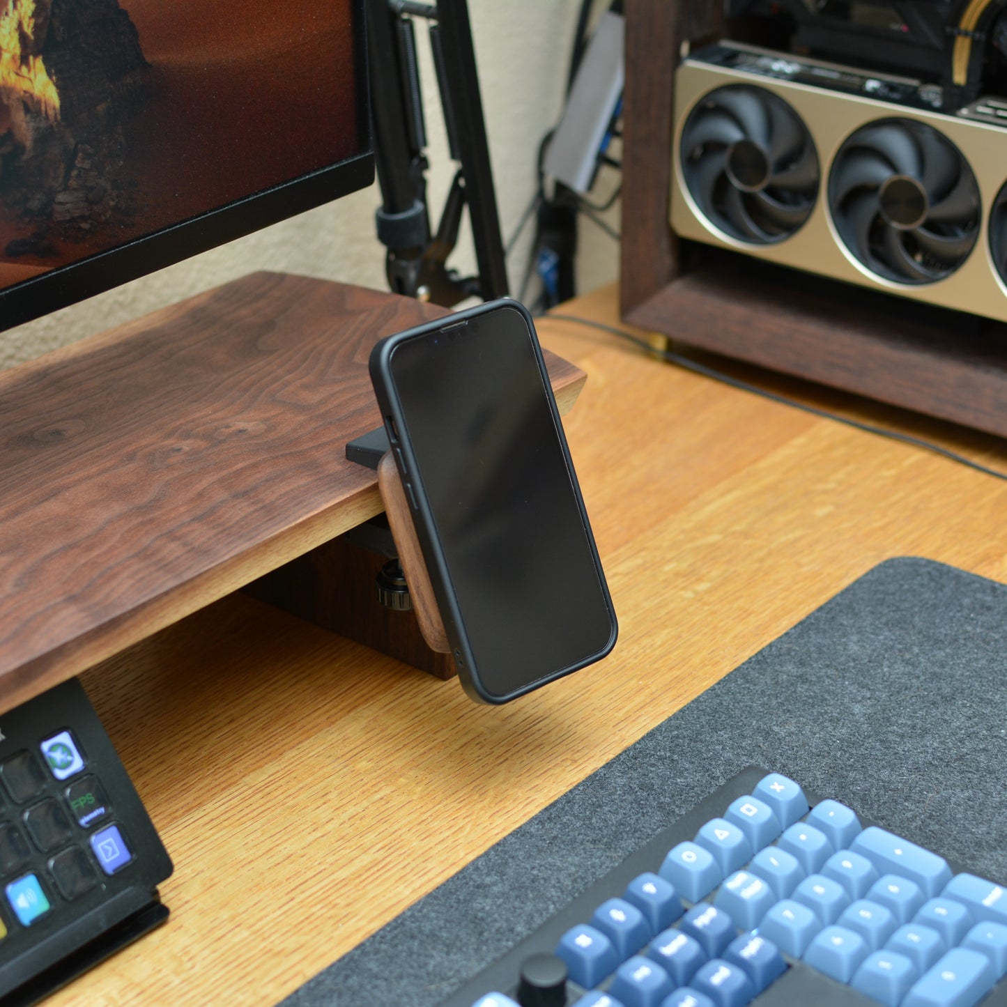 Wood MagSafe Charging Dock for Desk Riser